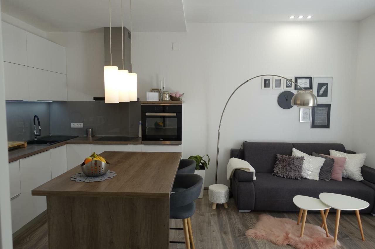 Apartman Maja Bol Luaran gambar